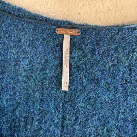 Free People Moonbeam V-Neck Oversized Alpaca Sweater Teal Blue Size XS - Picture 7 of 12